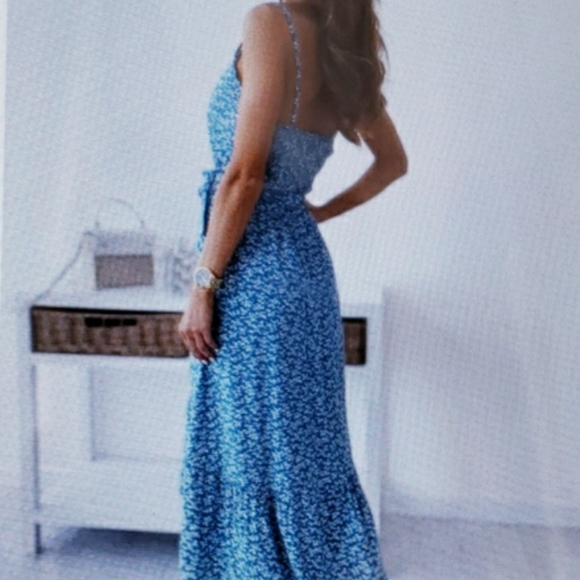 Maxi Dress with Tie Belt - Picture 2 of 4